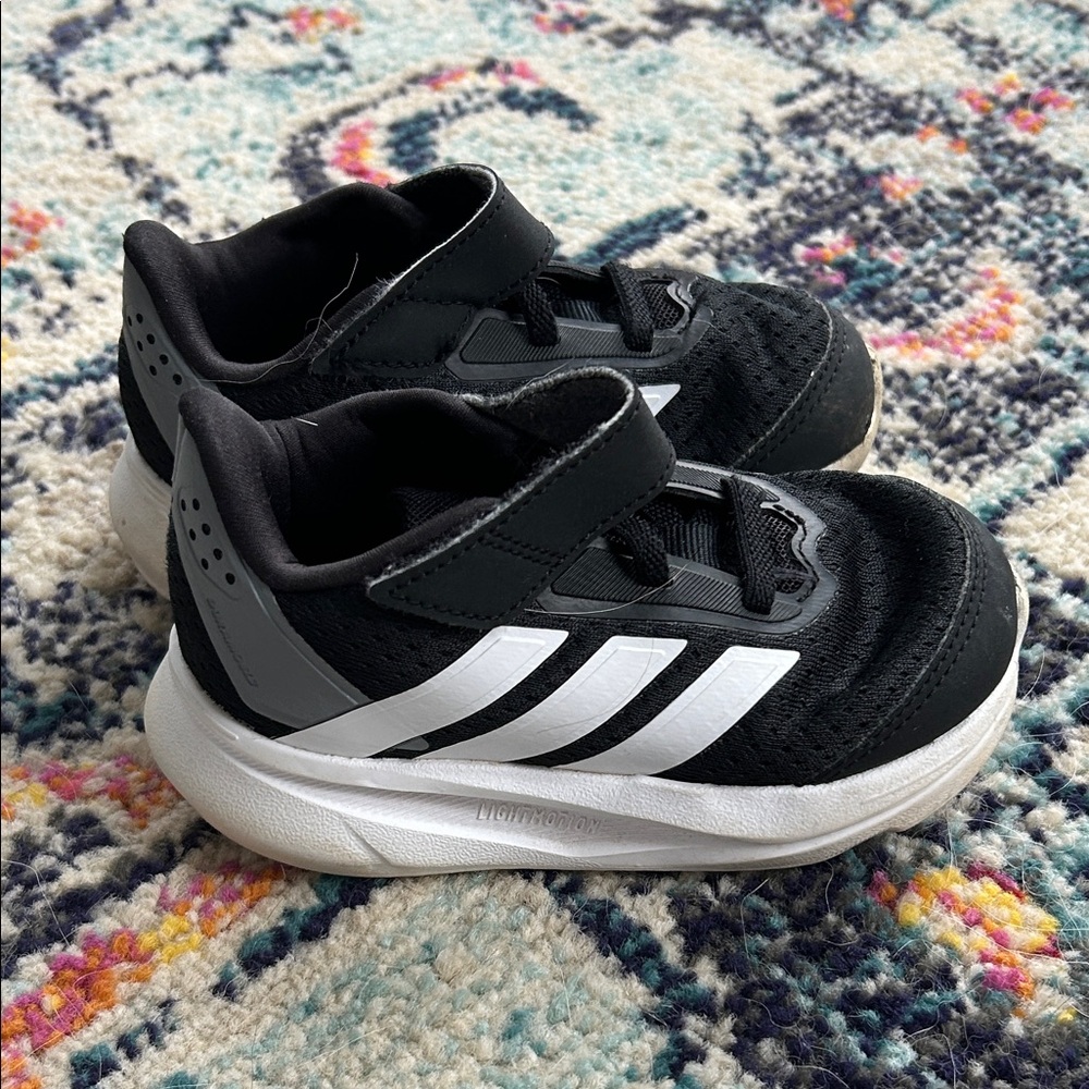 Adidas Kids Black and White Velcro Sneakers - Size 7.